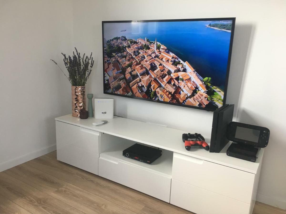 Apartment Grey Porec Esterno foto