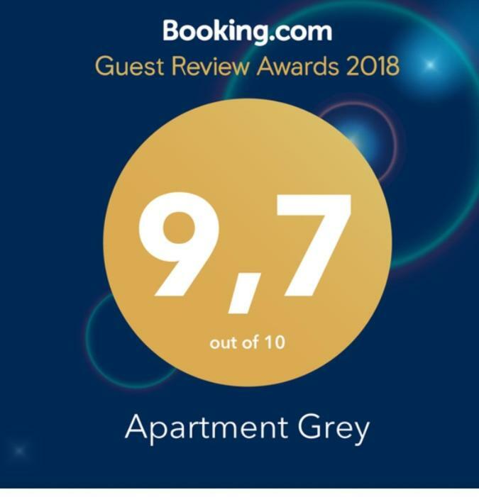 Apartment Grey Porec Esterno foto